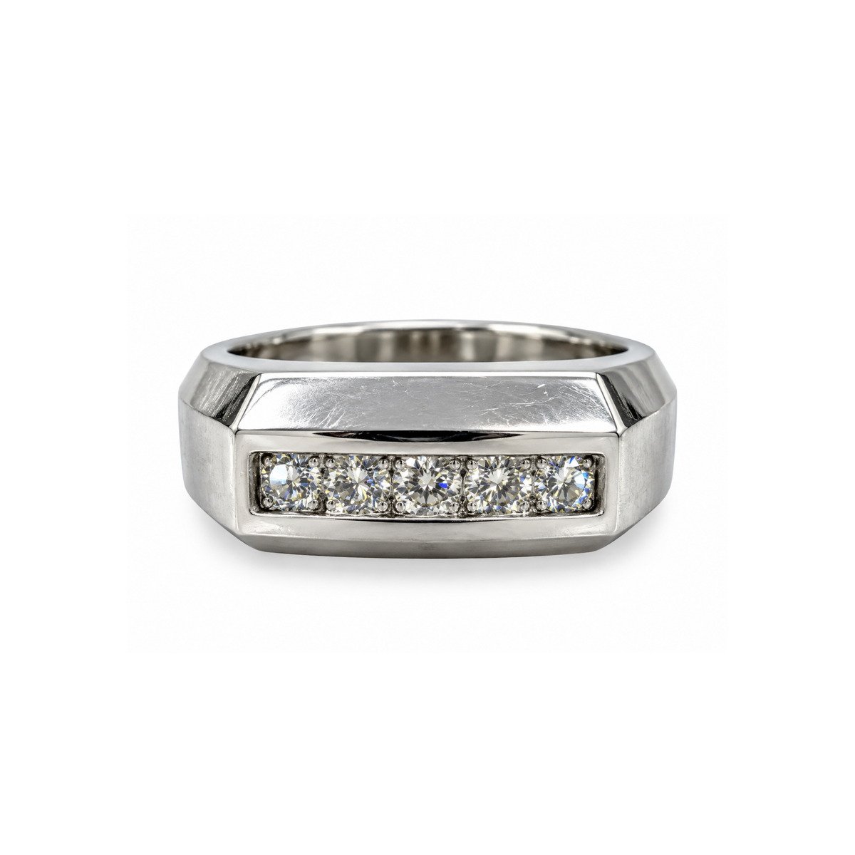Platinum Ring – 8.8 DWT / 13.69 Grams – Size 8 3/4